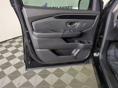 Certified 2026 Honda Passport RTL image 13