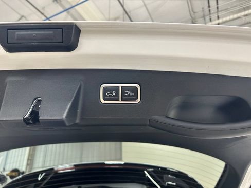 Used 2025 Kia Sorento SX AWD/4WD image 34
