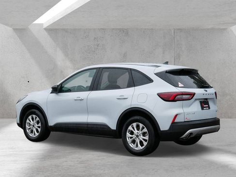 Certified 2025 Ford Escape Active AWD/4WD image 4