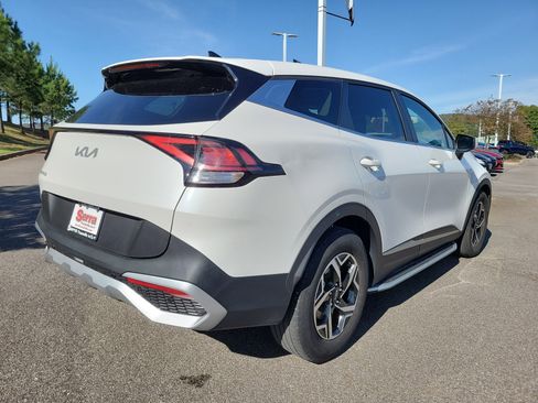 Used 2023 Kia Sportage LX image 23