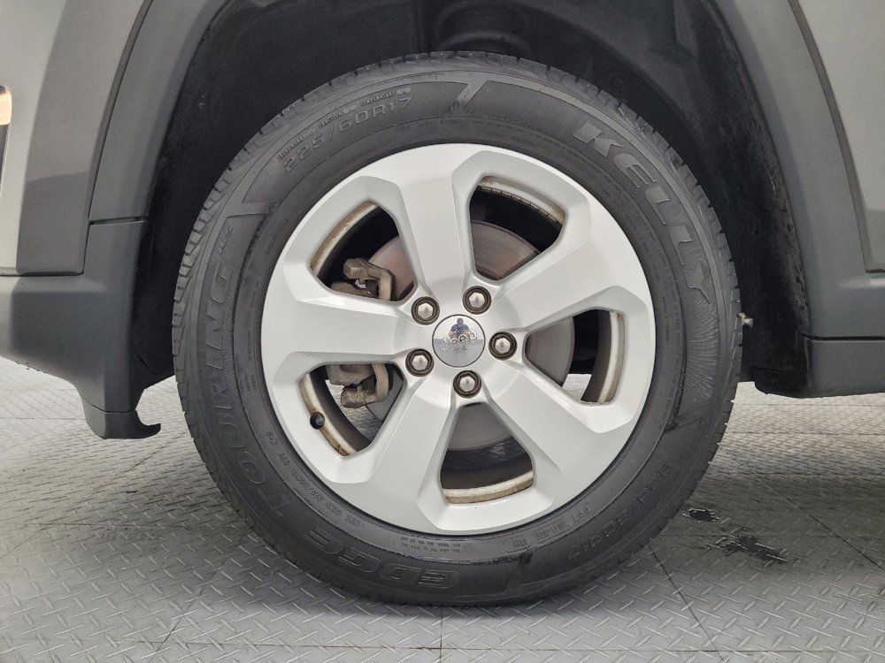 Used 2019 Jeep Compass Latitude w/ Popular Equipment Group AWD/4WD image 31