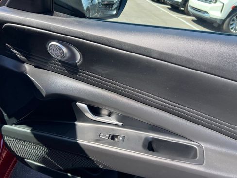 Used 2024 Hyundai Elantra Limited FWD image 55
