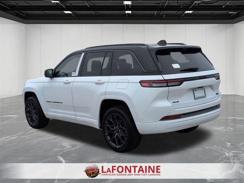 New 2026 Jeep Grand Cherokee Summit w/ Obsidian Package image 3