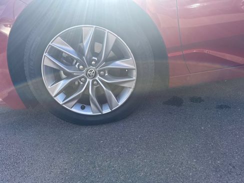 Used 2021 Toyota Avalon XLE w/ Moonroof Package FWD image 20