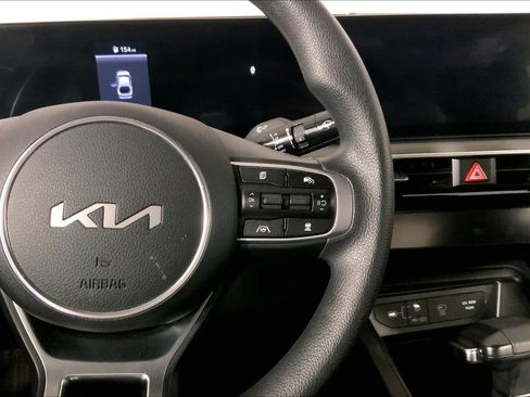 Certified 2025 Kia K5 LXS FWD image 19