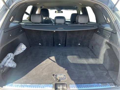 Used 2019 Mercedes-Benz GLC 300 4MATIC w/ Multimedia Package image 13