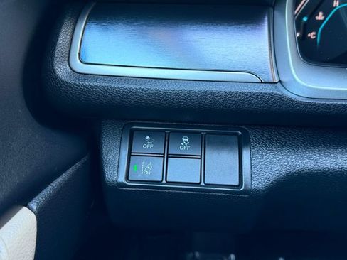 Used 2018 Honda Civic Touring image 13