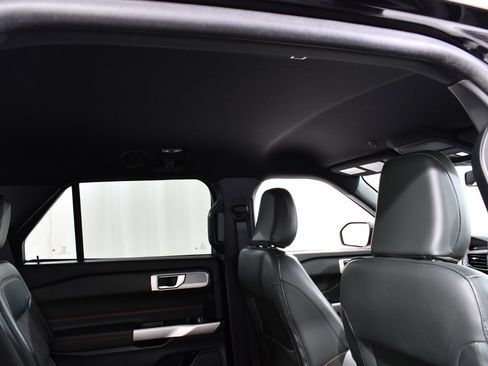 Used 2023 Ford Explorer Timberline w/ Timberline Technology Package image 18