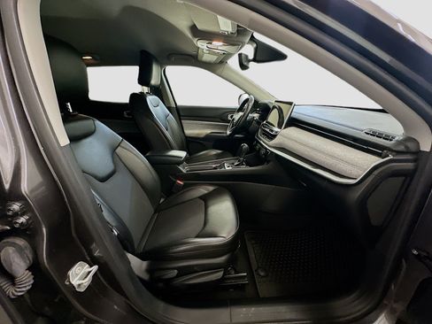 Used 2022 Jeep Compass Latitude w/ Convenience Group image 32