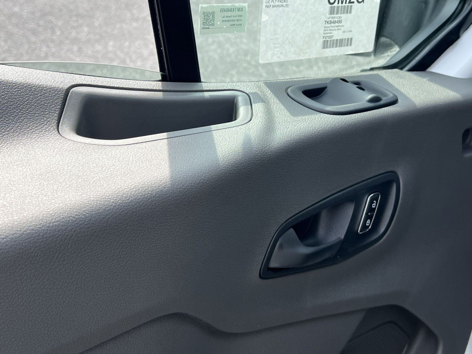 New 2026 Ford Transit 250 148 Medium Roof w/ Load Area Protection Package RWD image 14