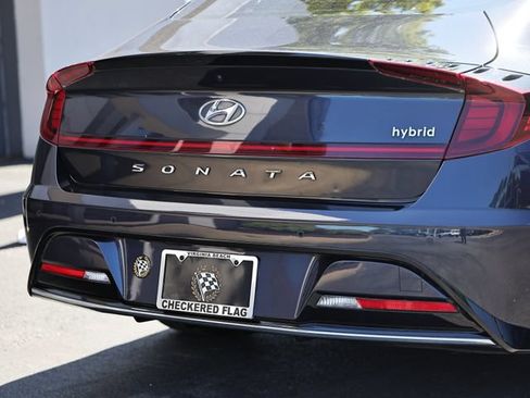Used 2021 Hyundai Sonata Limited w/ Cargo Package FWD image 7