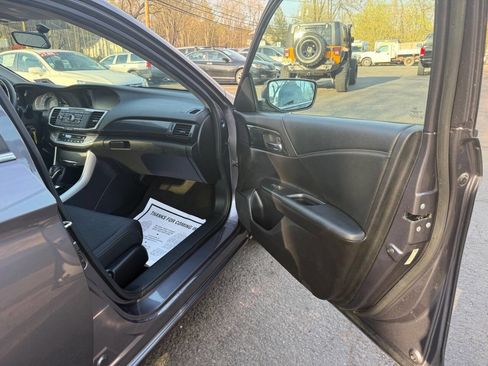 Used 2014 Honda Accord Sport image 18