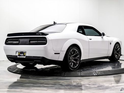 Used 2021 Dodge Challenger SRT Hellcat Redeye image 19