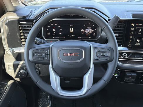 New 2026 GMC Sierra 1500 Elevation image 7