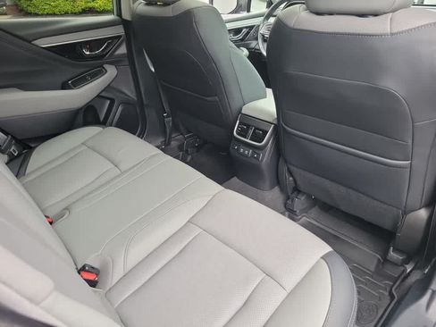 Used 2021 Subaru Outback Limited AWD/4WD image 32