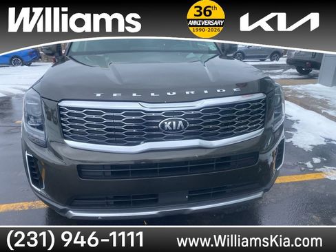 Used 2020 Kia Telluride S w/ S 8 Passenger Seating Package image 4
