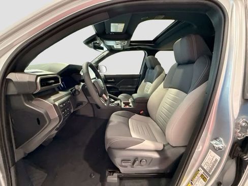 New 2025 Toyota Tacoma TRD Off-Road image 17