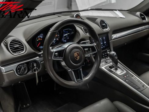 Used 2018 Porsche 718 Cayman S image 27