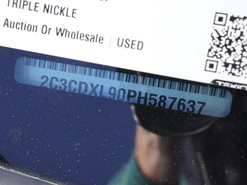 Used 2023 Dodge Charger SRT Hellcat w/ Harman/Kardon Audio Group image 27