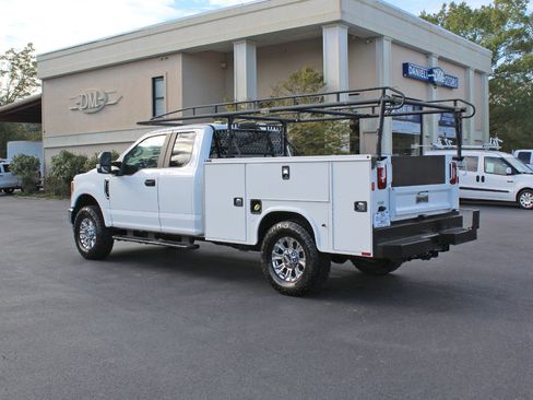 Used 2022 Ford F350 XL w/ STX Appearance Package image 11