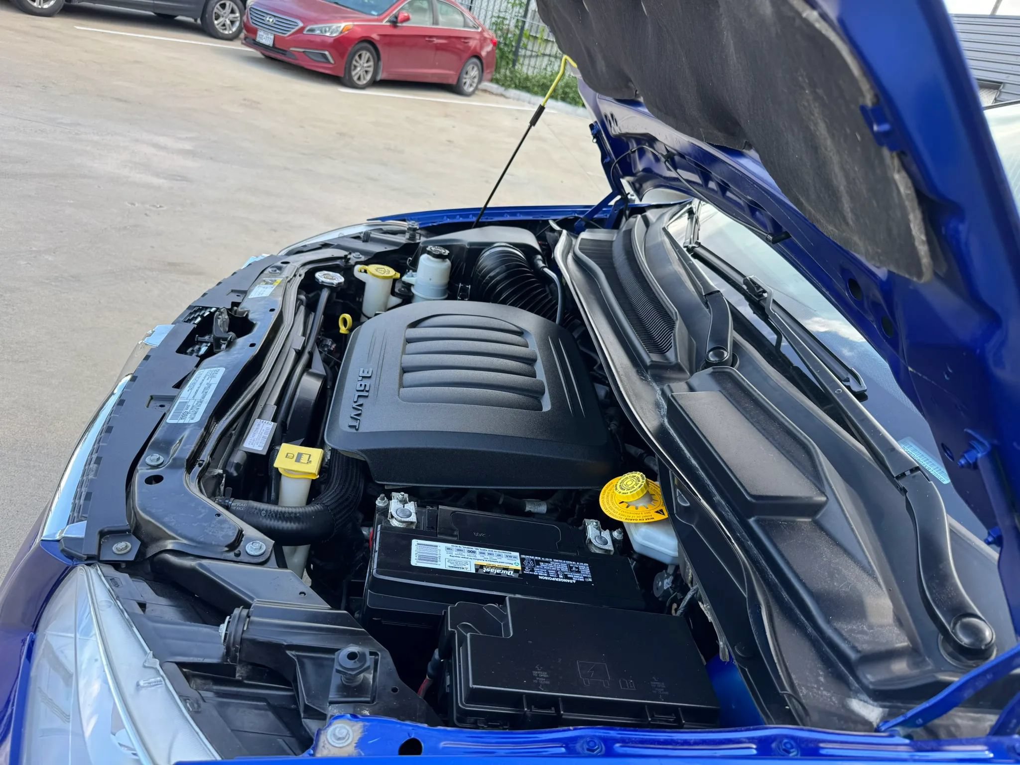 Used 2019 Dodge Grand Caravan SE w/ UConnect Hands-Free Group FWD image 18