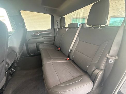 Used 2024 Chevrolet Silverado 1500 LT AWD/4WD image 40