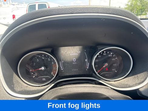 Used 2020 Jeep Compass Latitude w/ Cold Weather Group AWD/4WD image 17
