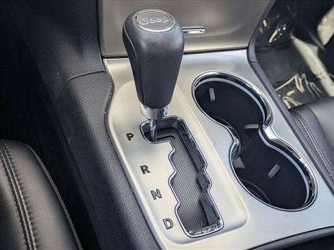 Used 2011 Jeep Grand Cherokee Laredo AWD/4WD image 12