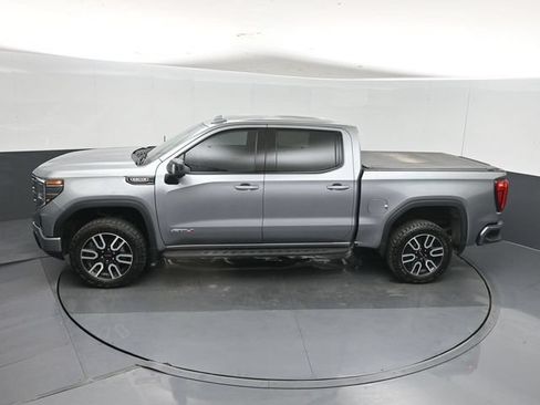 Used 2024 GMC Sierra 1500 AT4 w/ Technology Package AWD/4WD image 38