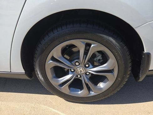 Used 2024 Honda Accord EX image 9