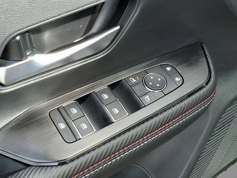 New 2026 Nissan Kicks SR AWD/4WD image 17