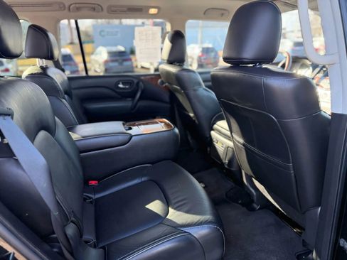 Used 2019 INFINITI QX80 Luxe w/ Proassist Package image 16