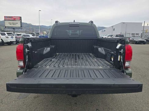 Used 2021 Toyota Tacoma SR5 image 19