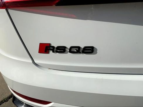 Used 2023 Audi RS Q8 image 31