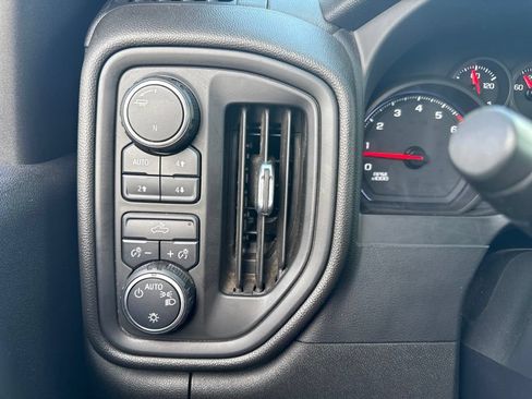 Used 2021 Chevrolet Silverado 2500 W/T w/ WT Convenience Package AWD/4WD image 13