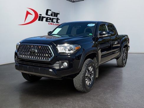 Used 2019 Toyota Tacoma TRD Off-Road w/ TRD Premium Off Road Package image 7