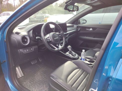 Used 2023 Kia Forte GT-Line w/ GT-Line Premium Package image 4