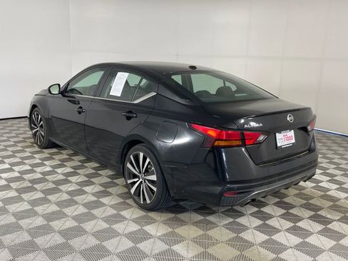 Used 2021 Nissan Altima 2.5 SR FWD image 13