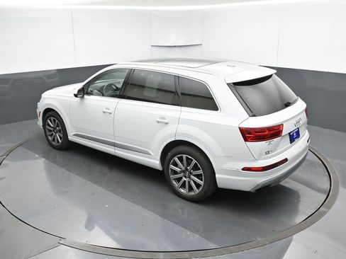 Used 2018 Audi Q7 3.0T Prestige w/ Prestige Package image 54