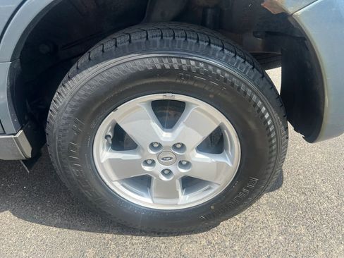 Used 2012 Ford Escape XLT FWD image 11