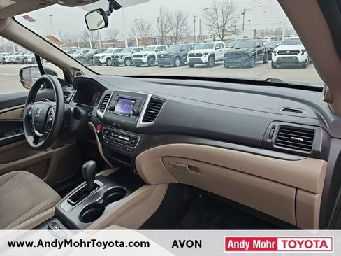 Used 2017 Honda Pilot LX image 33