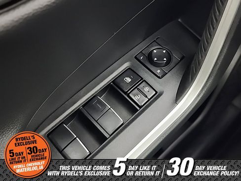 Used 2021 Toyota RAV4 XSE image 41