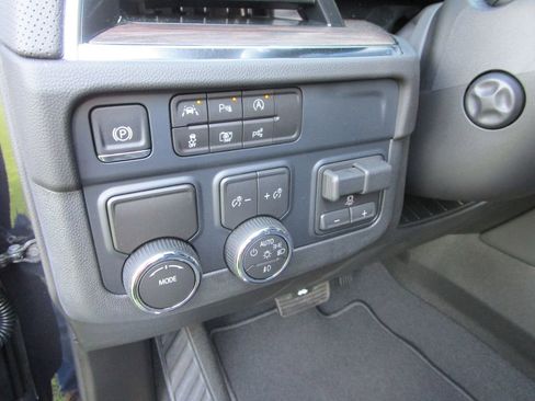 New 2026 Chevrolet Tahoe Premier w/ Sun And Tow Package RWD image 77