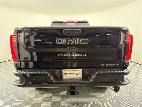 New 2026 GMC Sierra 2500 Denali Ultimate AWD/4WD image 4