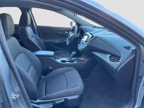 Used 2024 Chevrolet Malibu LT image 29