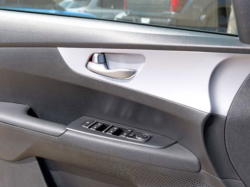 Certified 2024 Kia Forte LXS image 21