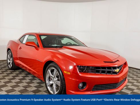 Used 2010 Chevrolet Camaro SS w/ LPO, Ground Effects Package image 11