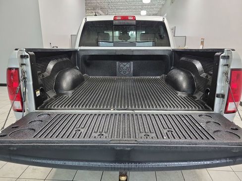 Used 2017 RAM 1500 Big Horn image 32
