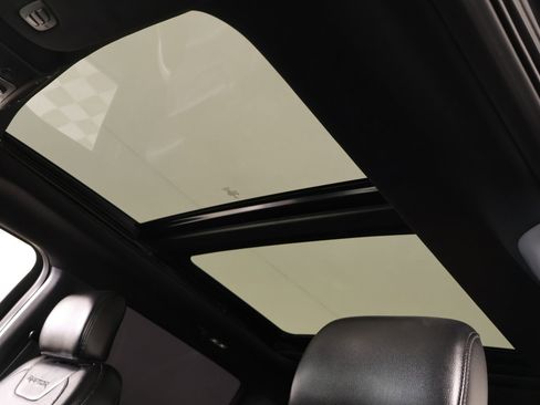 Used 2020 Ford F150 Raptor w/ Equipment Group 802A Luxury image 17