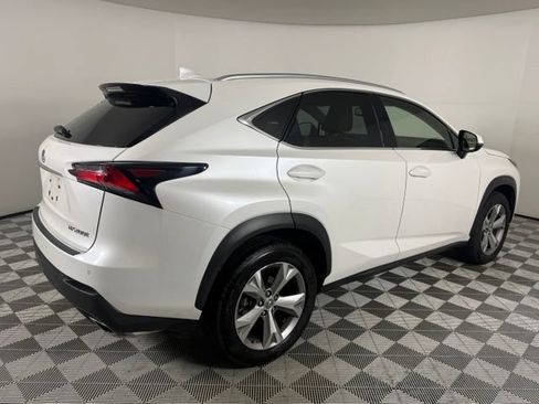 Used 2017 Lexus NX 200t FWD w/ Luxury Package image 7